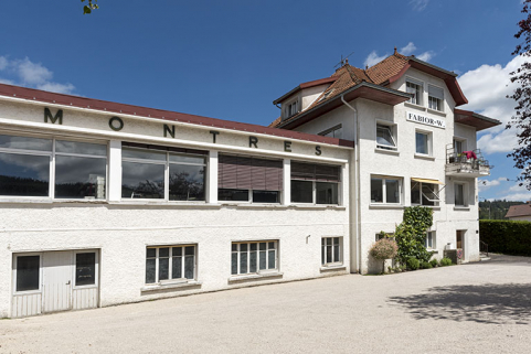 Façade antérieure, de trois quarts gauche. © Région Bourgogne-Franche-Comté, Inventaire du patrimoine