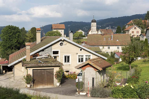 Vue d'ensemble, depuis le sud (façade latérale droite). © Région Bourgogne-Franche-Comté, Inventaire du patrimoine Vue d'ensemble, depuis le sud (façade latérale droite). © Région Bourgogne-Franche-Comté, Inventaire du patrimoine