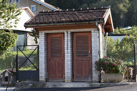 Latrines. © Région Bourgogne-Franche-Comté, Inventaire du patrimoine Latrines. © Région Bourgogne-Franche-Comté, Inventaire du patrimoine