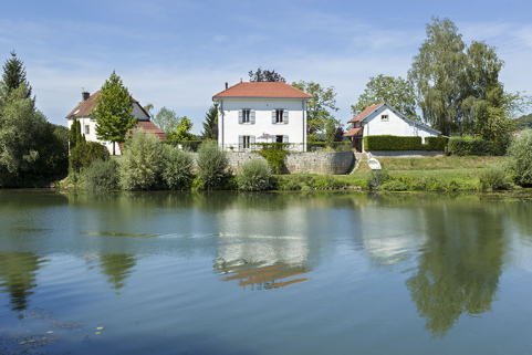 Embarcadère de l'ancien bac de Ray-sur-Saône. © Région Bourgogne-Franche-Comté, Inventaire du patrimoine Embarcadère de l'ancien bac de Ray-sur-Saône. © Région Bourgogne-Franche-Comté, Inventaire du patrimoine