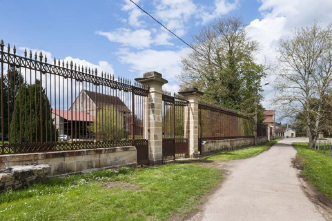 Portail principal. © Région Bourgogne-Franche-Comté, Inventaire du patrimoine