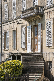 Vue de tris-quarts de la travée centrale, façade sud. © Région Bourgogne-Franche-Comté, Inventaire du patrimoine