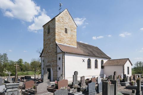 L'église Saint-Pierre. © Région Bourgogne-Franche-Comté, Inventaire du patrimoine L'église Saint-Pierre. © Région Bourgogne-Franche-Comté, Inventaire du patrimoine