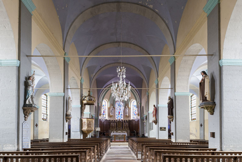 La nef depuis l'entrée de l'édifice. © Région Bourgogne-Franche-Comté, Inventaire du patrimoine