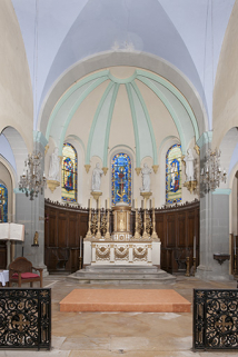 Le choeur et son autel. © Région Bourgogne-Franche-Comté, Inventaire du patrimoine