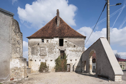 Mur pignon sud. © Région Bourgogne-Franche-Comté, Inventaire du patrimoine Mur pignon sud. © Région Bourgogne-Franche-Comté, Inventaire du patrimoine