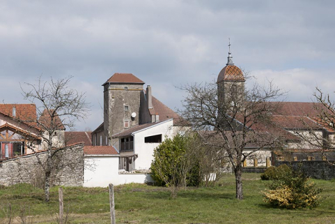 Vue depuis le sud. © Région Bourgogne-Franche-Comté, Inventaire du patrimoine Vue depuis le sud. © Région Bourgogne-Franche-Comté, Inventaire du patrimoine