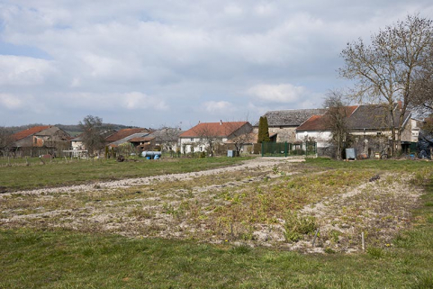 Prairies le long de la rue Aux Veaux. © Région Bourgogne-Franche-Comté, Inventaire du patrimoine Prairies le long de la rue Aux Veaux. © Région Bourgogne-Franche-Comté, Inventaire du patrimoine