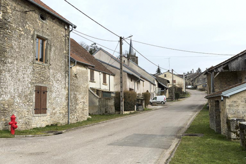 La Grande rue, AIsey. © Région Bourgogne-Franche-Comté, Inventaire du patrimoine La Grande rue, AIsey. © Région Bourgogne-Franche-Comté, Inventaire du patrimoine