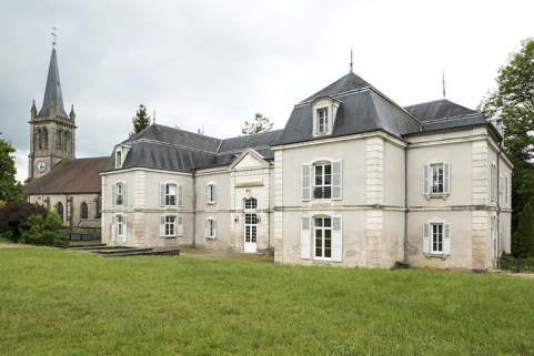 château © Région Bourgogne-Franche-Comté, Inventaire du patrimoine château © Région Bourgogne-Franche-Comté, Inventaire du patrimoine