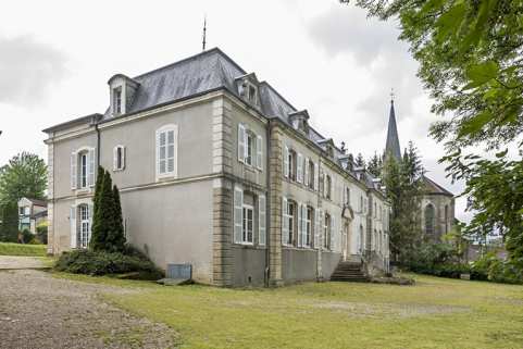 Vue depuis le nord. © Région Bourgogne-Franche-Comté, Inventaire du patrimoine Vue depuis le nord. © Région Bourgogne-Franche-Comté, Inventaire du patrimoine