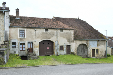 fermes , Grande rue. © Région Bourgogne-Franche-Comté, Inventaire du patrimoine fermes , Grande rue. © Région Bourgogne-Franche-Comté, Inventaire du patrimoine