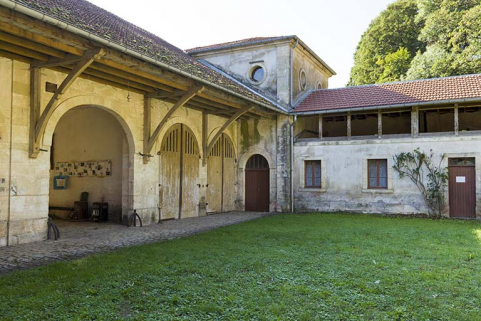 Revers du corps principal, angle sud. © Région Bourgogne-Franche-Comté, Inventaire du patrimoine