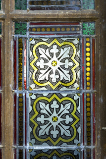 Détail d'une des verrières du rez-de-chaussée. © Région Bourgogne-Franche-Comté, Inventaire du patrimoine