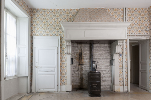 Cheminée de l'ancienne cusiine du rez-de-chaussée. © Région Bourgogne-Franche-Comté, Inventaire du patrimoine