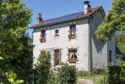 Maison située vers l'entrée du village. © Région Bourgogne-Franche-Comté, Inventaire du patrimoine