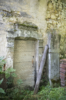 Maison à l'angle de la rue des Vosges et de la rue du moulin. Détail de la porte sur le pignon nord-est. © Région Bourgogne-Franche-Comté, Inventaire du patrimoine