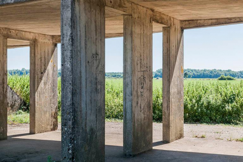 Les piles de béton du pont qui franchit la Saône entre Baulay et Fouchécourt. © Région Bourgogne-Franche-Comté, Inventaire du patrimoine