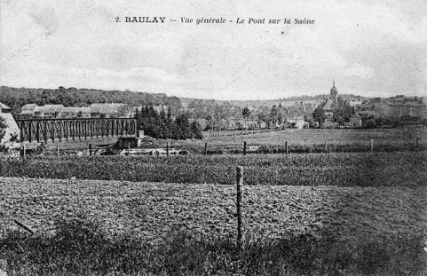Vue générale du village et pont métallique. © Région Bourgogne-Franche-Comté, Inventaire du patrimoine
