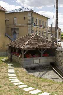 Fontaine-lavoir, 1 rue du Pâquis. © Région Bourgogne-Franche-Comté, Inventaire du patrimoine Fontaine-lavoir, 1 rue du Pâquis. © Région Bourgogne-Franche-Comté, Inventaire du patrimoine