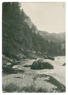 [Les gorges du Doubs vers le Refrain], [vers 1906] © Région Bourgogne-Franche-Comté, Inventaire du patrimoine