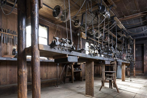 Etabli de la rangée centrale. © Région Bourgogne-Franche-Comté, Inventaire du patrimoine