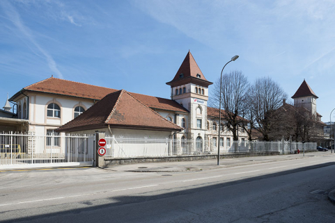 Bâtiments d'entrée, depuis l'ouest. © Région Bourgogne-Franche-Comté, Inventaire du patrimoine Bâtiments d'entrée, depuis l'ouest. © Région Bourgogne-Franche-Comté, Inventaire du patrimoine