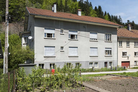 Façade postérieure, de trois quarts gauche. © Région Bourgogne-Franche-Comté, Inventaire du patrimoine