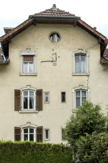 Maison, façade postérieure : travées centrales. © Région Bourgogne-Franche-Comté, Inventaire du patrimoine Maison, façade postérieure : travées centrales. © Région Bourgogne-Franche-Comté, Inventaire du patrimoine