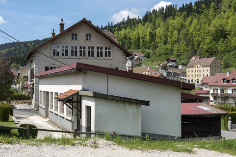 Atelier Moyse Outillage : façades antérieure et latérale droite. © Région Bourgogne-Franche-Comté, Inventaire du patrimoine Atelier Moyse Outillage : façades antérieure et latérale droite. © Région Bourgogne-Franche-Comté, Inventaire du patrimoine
