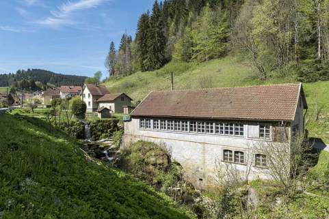 Un exemple de site hydraulique : l'usine d'outillage Louis Garnache-Chiquet et Fils (vers 1898), au moulin du Bas (11-15 Grande Rue). © Région Bourgogne-Franche-Comté, Inventaire du patrimoine Un exemple de site hydraulique : l'usine d'outillage Louis Garnache-Chiquet et Fils (vers 1898), au moulin du Bas (11-15 Grande Rue). © Région Bourgogne-Franche-Comté, Inventaire du patrimoine