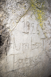 Date de construction et nom de l'entrepreneur. © Région Bourgogne-Franche-Comté, Inventaire du patrimoine