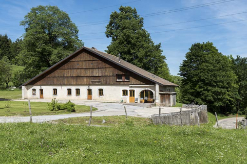 Vue d'ensemble, depuis le sud-est. © Région Bourgogne-Franche-Comté, Inventaire du patrimoine