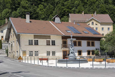 Façade antérieure, de trois quart gauche. © Région Bourgogne-Franche-Comté, Inventaire du patrimoine