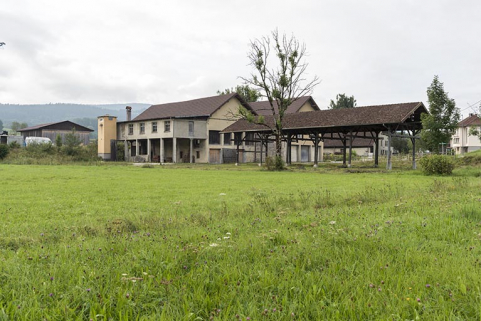 Vue d'ensemble, depuis le nord. © Région Bourgogne-Franche-Comté, Inventaire du patrimoine Vue d'ensemble, depuis le nord. © Région Bourgogne-Franche-Comté, Inventaire du patrimoine