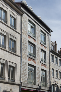 Façade vue de trois quarts gauche. © Région Bourgogne-Franche-Comté, Inventaire du patrimoine Façade vue de trois quarts gauche. © Région Bourgogne-Franche-Comté, Inventaire du patrimoine