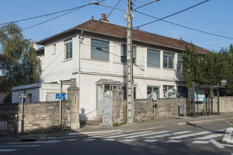 Vue de trois quarts gauche. © Région Bourgogne-Franche-Comté, Inventaire du patrimoine