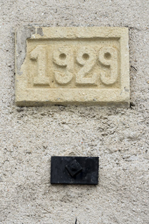 Entrepôt : date 1929. © Région Bourgogne-Franche-Comté, Inventaire du patrimoine Entrepôt : date 1929. © Région Bourgogne-Franche-Comté, Inventaire du patrimoine