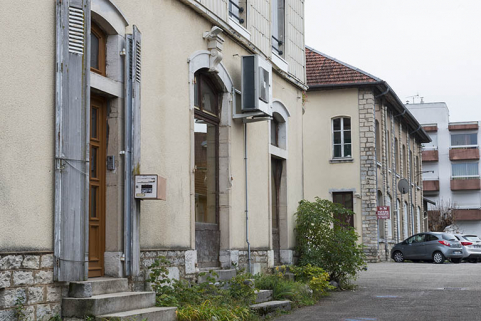 Vue depuis l'entrée. Logement et atelier. © Région Bourgogne-Franche-Comté, Inventaire du patrimoine