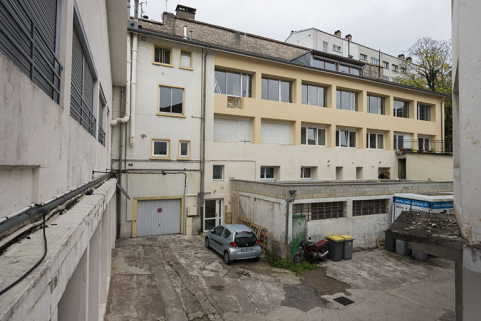 Façade ouest d'un atelier sur cour (4B). © Région Bourgogne-Franche-Comté, Inventaire du patrimoine Façade ouest d'un atelier sur cour (4B). © Région Bourgogne-Franche-Comté, Inventaire du patrimoine