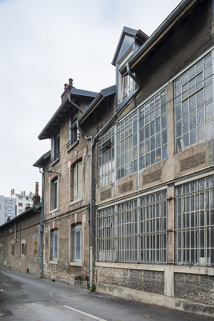 Façades d'ateliers ruelle de la Mouillère (cadrage vertical). © Région Bourgogne-Franche-Comté, Inventaire du patrimoine