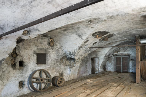 Bâtiment ancien, partie centrale : voûte d'arêtes au 2e étage. © Région Bourgogne-Franche-Comté, Inventaire du patrimoine Bâtiment ancien, partie centrale : voûte d'arêtes au 2e étage. © Région Bourgogne-Franche-Comté, Inventaire du patrimoine