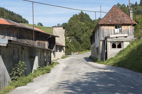 Atelier de fabrication (1894) à gauche et atelier de réparation à droite, depuis l'ouest. © Région Bourgogne-Franche-Comté, Inventaire du patrimoine Atelier de fabrication (1894) à gauche et atelier de réparation à droite, depuis l'ouest. © Région Bourgogne-Franche-Comté, Inventaire du patrimoine