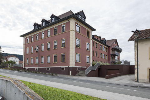 Façades antérieure et latérale gauche, depuis le nord. © Région Bourgogne-Franche-Comté, Inventaire du patrimoine Façades antérieure et latérale gauche, depuis le nord. © Région Bourgogne-Franche-Comté, Inventaire du patrimoine