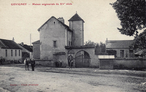 "Maison seigneuriale du 15e siècle", carte postale. © Commune de Gevigney-et-Mercey "Maison seigneuriale du 15e siècle", carte postale. © Commune de Gevigney-et-Mercey