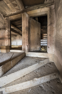 Portes d'accès aux combles depuis la tour. © Région Bourgogne-Franche-Comté, Inventaire du patrimoine Portes d'accès aux combles depuis la tour. © Région Bourgogne-Franche-Comté, Inventaire du patrimoine