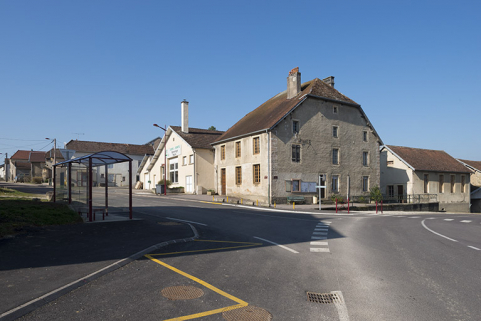 La mairie. © Région Bourgogne-Franche-Comté, Inventaire du patrimoine La mairie. © Région Bourgogne-Franche-Comté, Inventaire du patrimoine