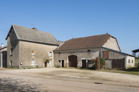Ferme, rue de la Ruotte. © Région Bourgogne-Franche-Comté, Inventaire du patrimoine Ferme, rue de la Ruotte. © Région Bourgogne-Franche-Comté, Inventaire du patrimoine