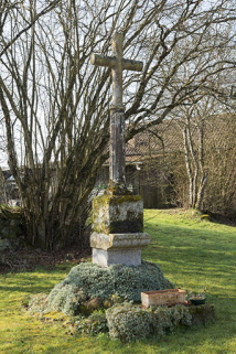 Croix de chemin. © Région Bourgogne-Franche-Comté, Inventaire du patrimoine Croix de chemin. © Région Bourgogne-Franche-Comté, Inventaire du patrimoine