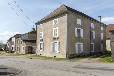 Alignement de façades Grande rue.  © Région Bourgogne-Franche-Comté, Inventaire du patrimoine Alignement de façades Grande rue.  © Région Bourgogne-Franche-Comté, Inventaire du patrimoine